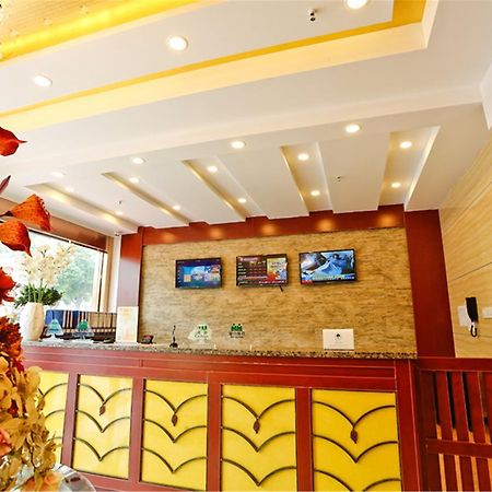 Greentree Alliance Guangxi Hezhou Babu District Lingfeng Square Hotel Zewnętrze zdjęcie