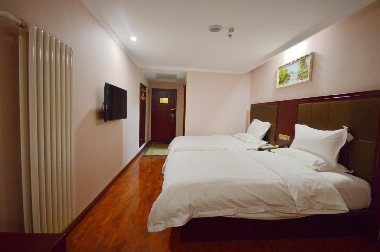 Greentree Alliance Guangxi Hezhou Babu District Lingfeng Square Hotel Zewnętrze zdjęcie