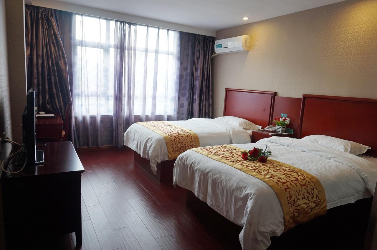 Greentree Alliance Guangxi Hezhou Babu District Lingfeng Square Hotel Zewnętrze zdjęcie